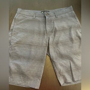 Travismathew men’s shorts